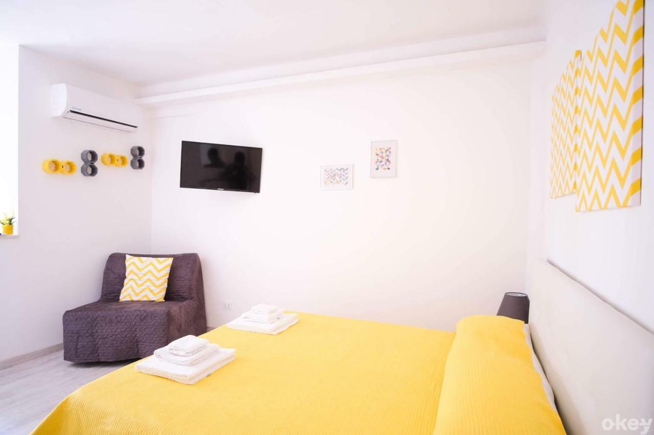 Charme & Chic Studios - Bari Centro Extérieur photo